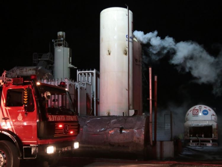 Çekmeköy'de Sıvı Gaz Tankerinde Yangın