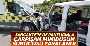 Sancaktepe'de panelvanla çarpışan minibüsün sürücüsü yaralandı