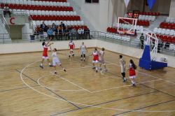 Çekmeköy Kadın Basketbol Takımı Dolu Dizgin