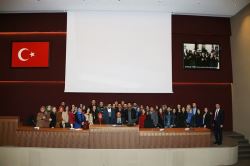 Üsküdar Üniversitesi Öğrencileri Ümraniye Belediyesi'ni Ziyaret Etti