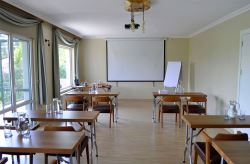 Eğitimlerde ve Toplantılarda Kullanılan Oturma Düzenleri