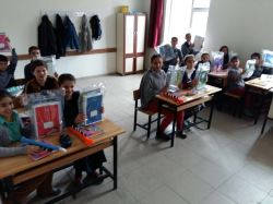 Ümraniye Belediyesi'nden Batman Sason'daki İstiklal İlkokulu'na Eğitim Desteği