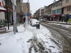 Çekmeköy'de Kar Kalınlığı 20 Santimetre