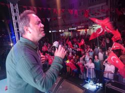 Aydın Beyoğlu 'En Uzun Geceyi' Çekmeköylüler İçin Seslendirdi