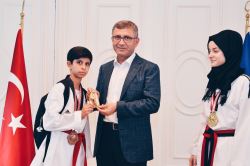 Üsküdar Belediyesi Taekwondo Şampiyonlarını Ödüllendirdi