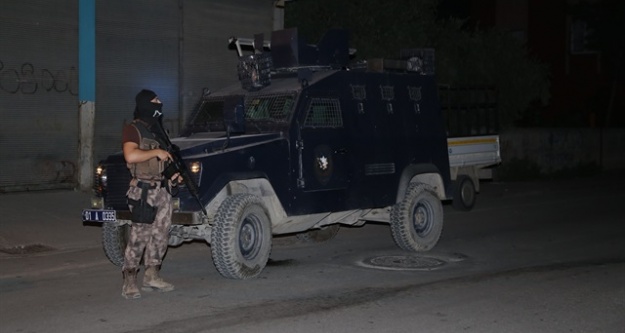 İstanbul'da saldırı hazırlığındaki 12 şüpheliye gözaltı