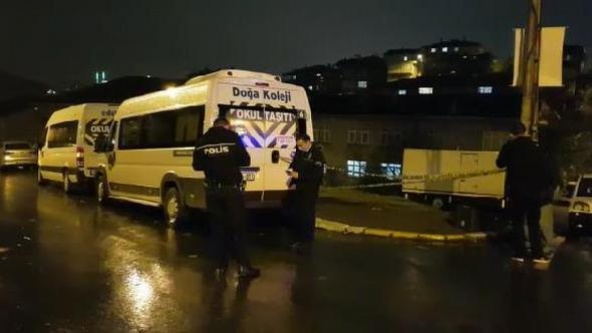 Son dakika... İstanbul Üsküdar'da okul servis aracına silahlı saldırı