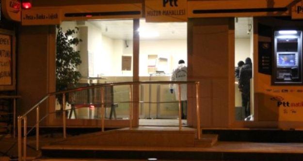 Ümraniye'deki PTT şubesinde maskeli soygun