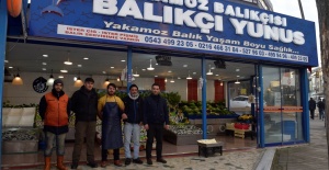 Balık Çekmeköy ve Ümraniye’de Yakomoz Balıkçısı Balıkçı Yunus’ta yenir