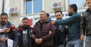 Kadıköy'de sokak ortasında eşini başından vurarak öldüren kocaya hapis istemi